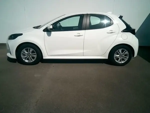 GR YARIS